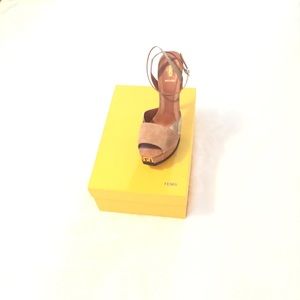 Fendi platform sandal heel